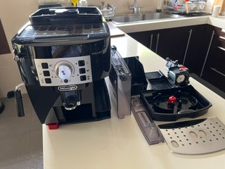 Cafetera DeLonghi Magnifica S
