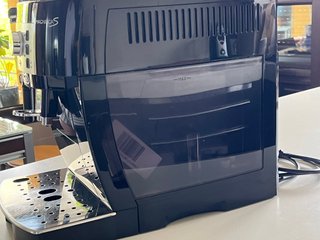 Cafetera DeLonghi Magnifica S
