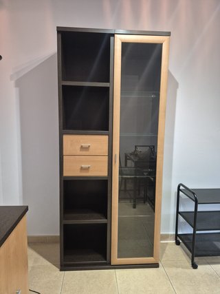 4 muebles comedor madera y negro, mesa y sillas
