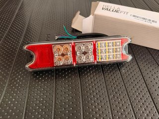 Piloto Trasero LED HELLA VALUEFIT Nuevo (10-30V)