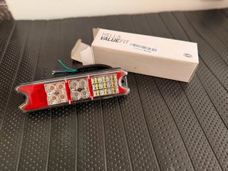 Piloto Trasero LED HELLA VALUEFIT Nuevo (10-30V)