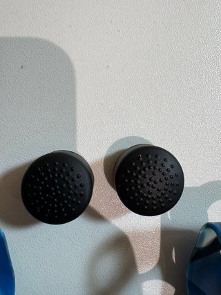 Funda Silicona PS4 + 2 Joysticks