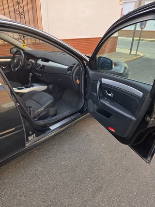 Renault Laguna 2010