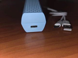 Plancha de pelo azul con cable USB