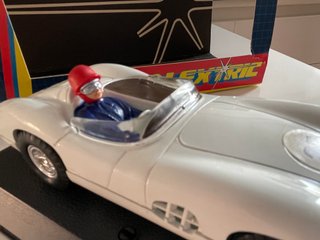Scalextric Aston Martin DBR1