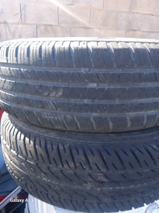 Neumático 215/70R16 100H