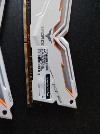 2x T-Force DDR4 8GB RGB RAM ARGB