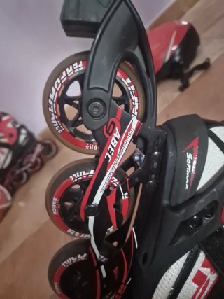 Patines Ferrari Abec 9 con rodamiento de calidad.