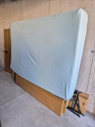Cama Ikea MALM 140x200 canapé abatible y colchón