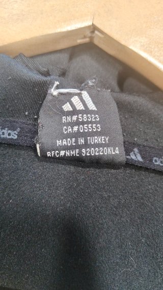 Sudadera Adidas Negra con Capucha