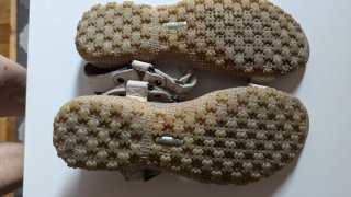 Sandalias Geox Beige y Blancas