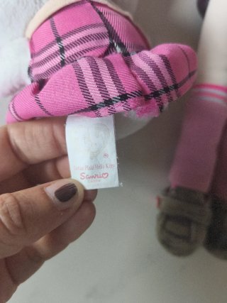 Muñecas La Nina y Hello Kitty