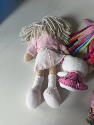 Muñecas La Nina y Hello Kitty