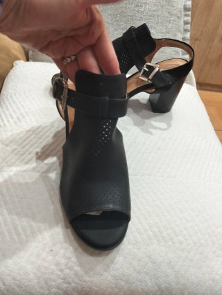 Zapatos de tacón negros