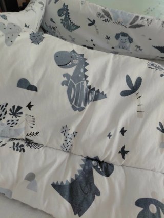 Paracolpi lettino con fantasia dinosauri