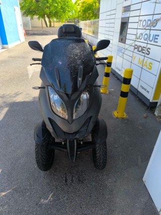 Maxi Scooter QV3 Negra/Gris