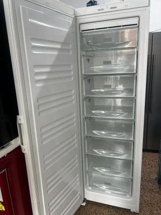 Congelatore verticale Liebherr bianco