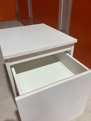 Mesita de noche Ikea blanca Kullen
