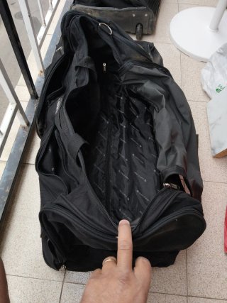 2 Mochilas/Maleta de viaje Charles Sport Negra.