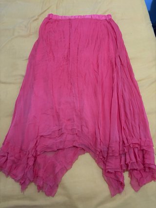 Ropa y botas en buen estado