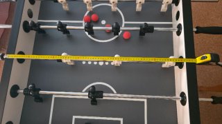 Futbolín de mesa rojo y negro nuevo.