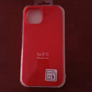 Funda iPhone 15 Silicona Roja