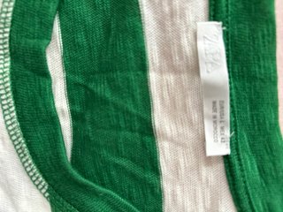 Camiseta Zara Rayas Verde y Blanca