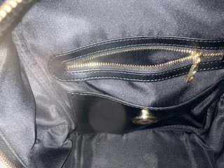 Mochila Love Moschino Preta Dourada