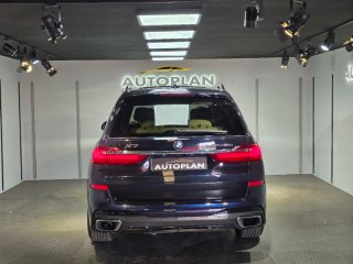 BMW X7 2022