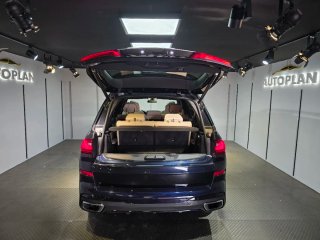 BMW X7 2022