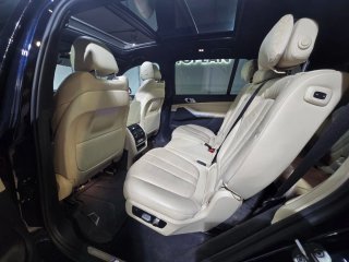 BMW X7 2022