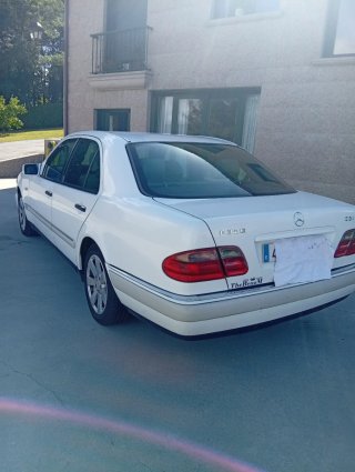 Mercedes-Benz Clase E 1996