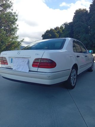 Mercedes-Benz Clase E 1996