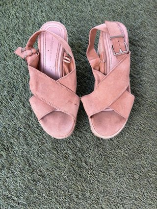 Sandalias de ante beige