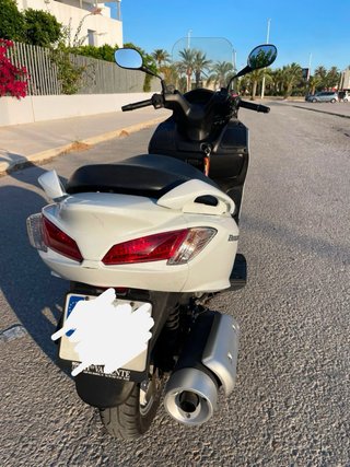 Suzuki Burgman 125 cc