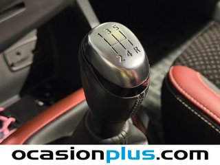 Renault Clio Wolfnoir Energy TCe 66 kW (90 CV)