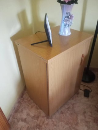 Máquina de coser eléctrica vintage