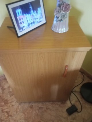 Máquina de coser eléctrica vintage