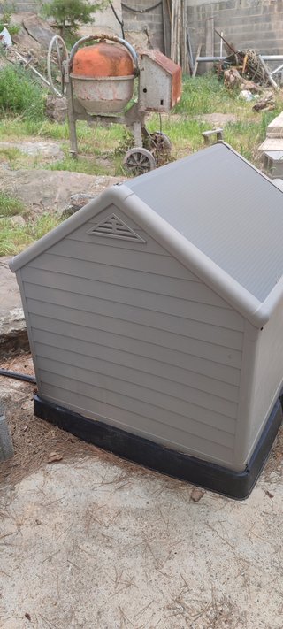 Caseta para perro gris y negra