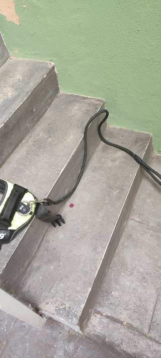 Caseta para perro gris y negra