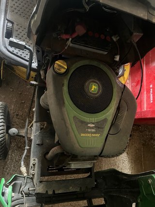 Cortacésped John Deere X110 automatic