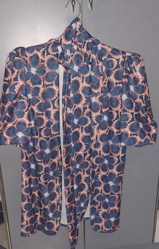 Kimono floral azul y rosa talla única