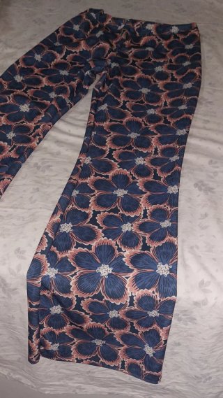 Kimono floral azul y rosa talla única