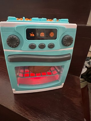 Cocinita de juguete con accesorios