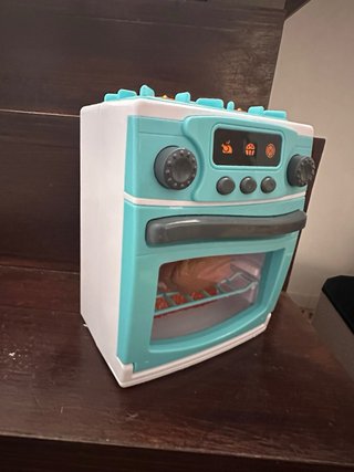 Cocinita de juguete con accesorios