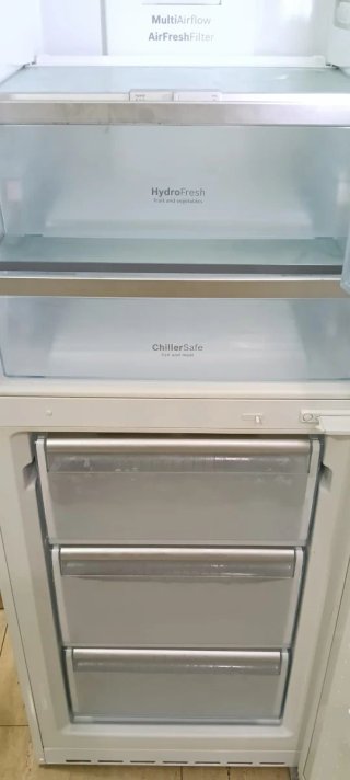 NEVERA COMBI BOSCH NO FROST ENERGÍA A+