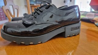 Mocasines charol PAOLA negros