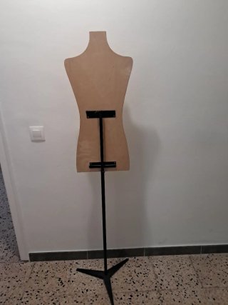 Maniquí de madera para ropa