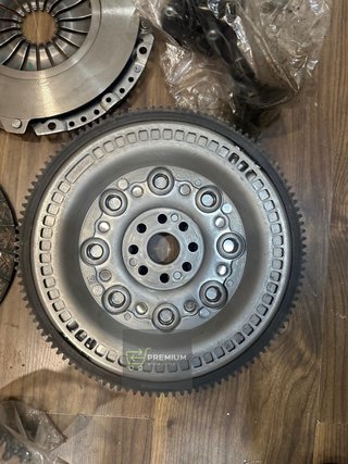 SACHS 2290 601 105 Kit De Embrague compatible