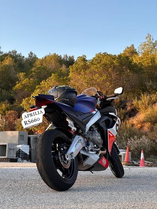 Moto Aprilia RS660
